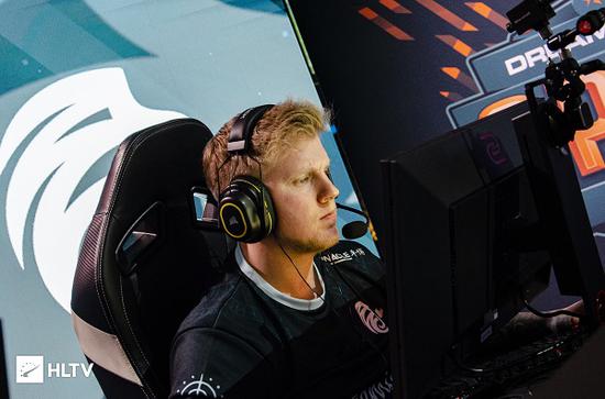 探索风暴英雄2.0测试体验中的快乐新机制